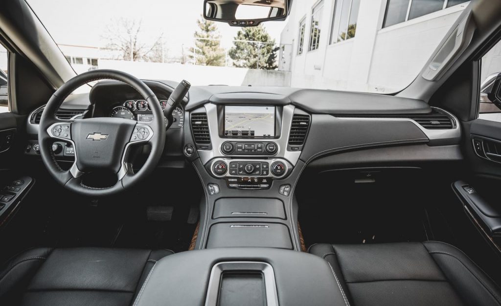 2015-chevrolet-suburban-ltz-interior-photo-front - Mile High SUV Rental ...